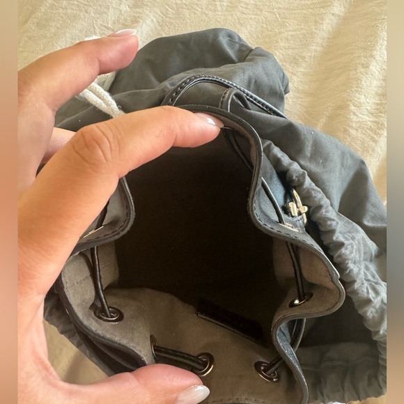 Fendi Mini Mon Tresor Pearl black bucket bag - Picture 15 of 15